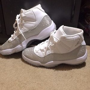 Jordan 11s